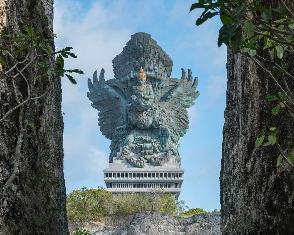 Explore The Must-See 7 Highest Statues in the World, Includes Garuda Wisnu Kencana!