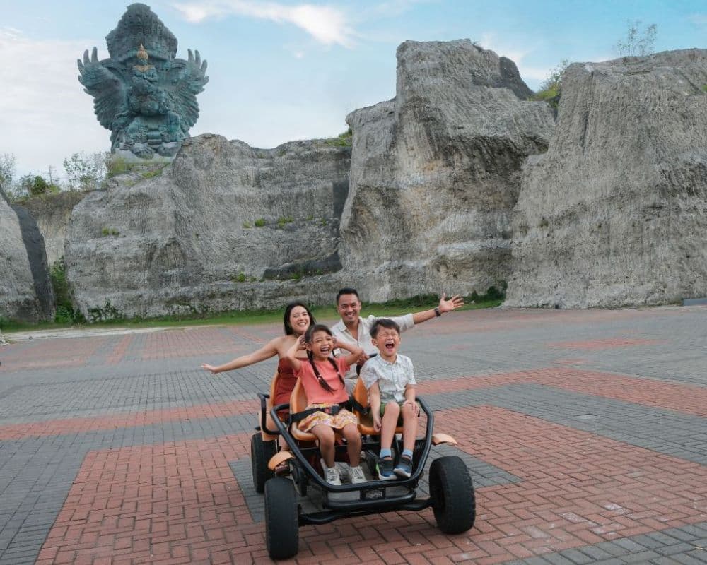 Liburan Seharian di Bali dari Pagi Sampai Sore? Cukup ke GWK Saja!