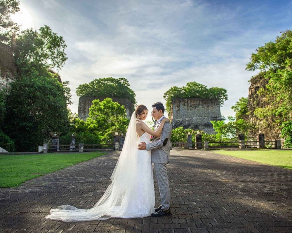 Pernikahan Outdoor di GWK, Acara Impian di Lokasi Terbesar di Bali