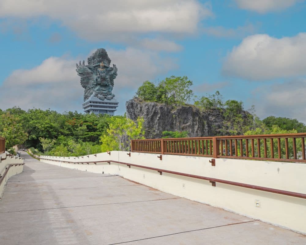 Garuda Wisnu Kencana: Patung Paling Ikonik, Simbol Modern Indonesia