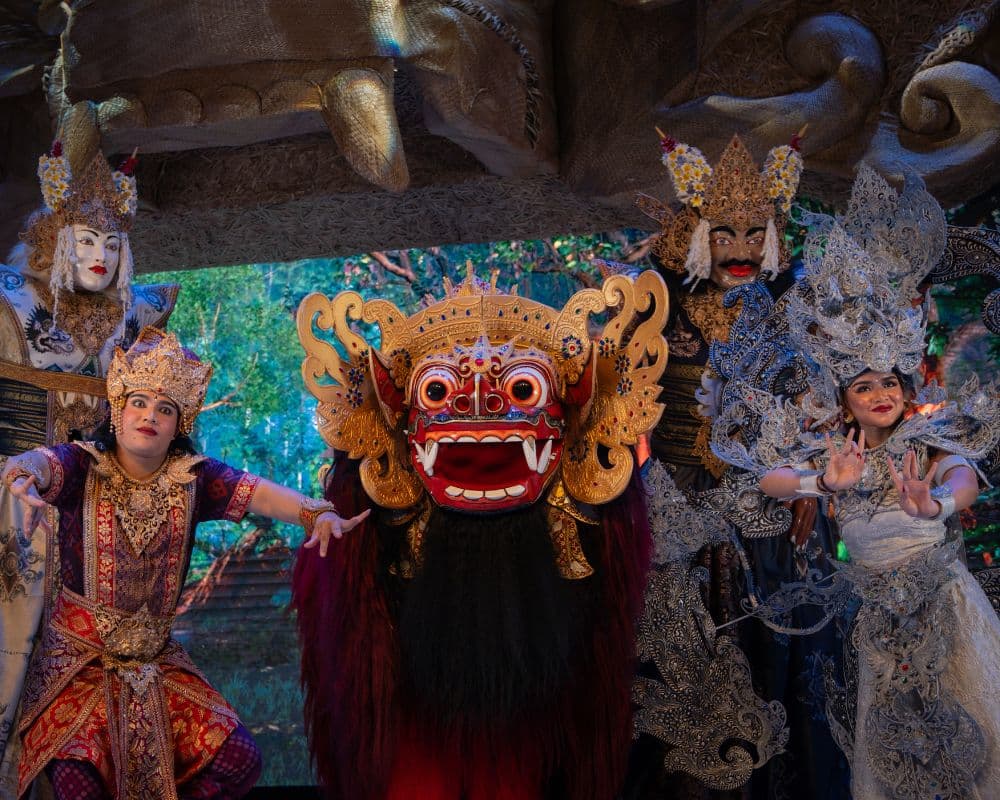 BarAong Show di GWK: Wisata Tari Barong Bali yang Spektakuler dan Modern