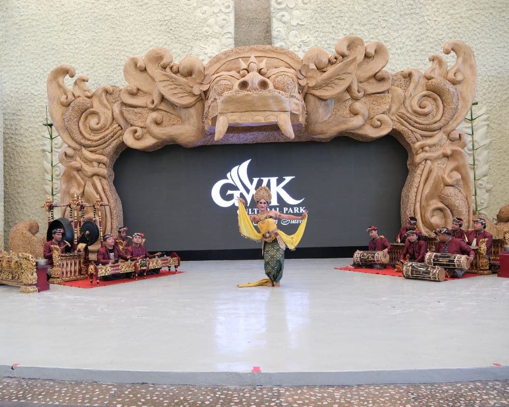 Tari Bali Memukau di GWK Cultural Park, Wisata Budaya yang Tak Terlupakan