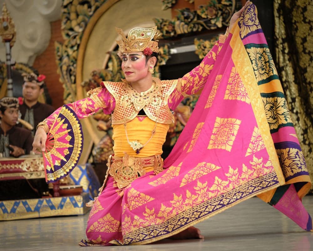 7 Tarian Bali Spektakuler yang Hanya Bisa Disaksikan di GWK Cultural Park