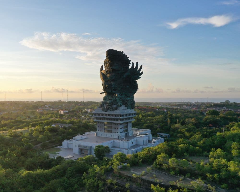 6 Rekomendasi Tempat Wisata Badung, Bali, Paling Spektakuler beserta Tipsnya